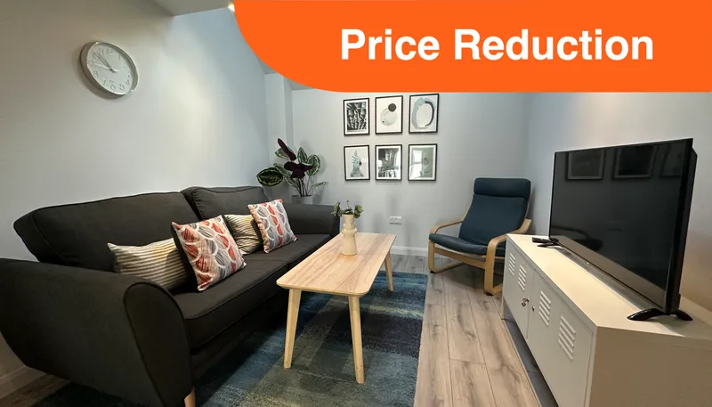 Gated Apartment // 2 Bed // SEPT 2026 - Thumbnail 1